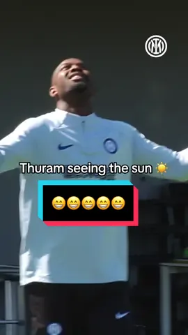 Thuram + ☀️ = 😁😁😁😁 #ForzaInter #Inter #Thuram #Sun #SunTrend #HowAreYou #TikTokFootball #TikTokCalcio #Football #Calcio @Marcus Thuram 🦍 