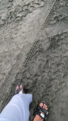 isinen kata kata dewe🫠#fyp #kitunggayabebas #teyeng #teyenggank #cb #vibes #aesthetic #cinematic #nyore #senja #pantai 