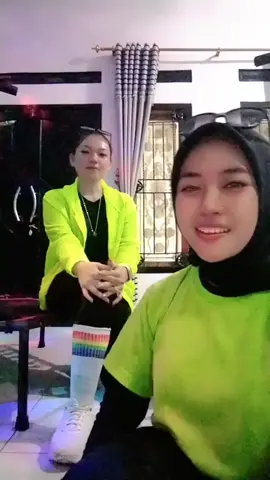 #cantik  #fypシ  #fypシ゚viral  #fyp  #viralvideo  #guyonan  #trampo  #trampoline 