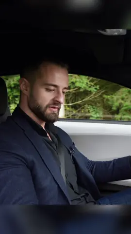 First acceleration felt very strange because the two engines had a slight delay in response but once it gets going it feels good. #bmw #bmwi8 #supercar #sportscar #azizdrives #carlife #carguy #cars #hypercars #carsoftiktok #carlife #hybrid
