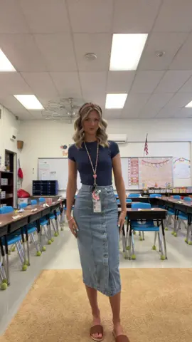 a weeks worth of spring teacher outfits☀️💛 #teacher #teacheroutfits #springoutfits 