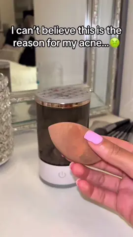 🌟 Introducing our all-new Portable Electric Makeup Brush Cleaner! 🌸✨ Say goodbye to dirty brushes and hello to a flawless makeup application every time! 💋💄✨ With its powerful yet gentle cleaning technology, you can easily get rid of makeup residue and bacteria. 🧼💦 Link in Bio #tiktokmademebuyit #BeautyTok #beautytip #skincareroutine #makeuphacks #cleaner #tools #beauty #makeup