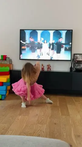 #dance #fyp #improvisation #kids #children #trendingvideo #queen #trendtiktok #recommendations 