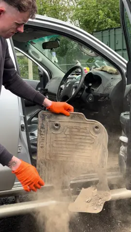 Would you tackle this farm vehicle?  #valet #valeting #detailing #valetinganddetailing #carvaleting #cardetailing #valetinglife #fy #fyp #mobilevaleting #mobiledetailing #farm #farming #farmlife #farmvehicle #trends #trending #asmr #satisfyingasmr #asmrcleaning #cleaningasmr #CleanTok 