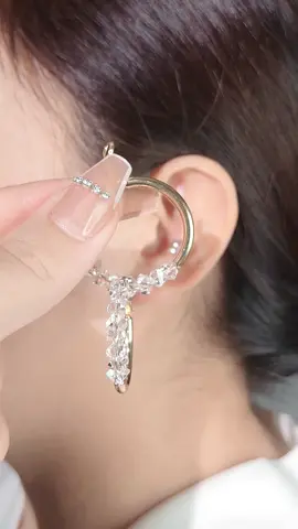 #earrings😍😍 #fashionjewelry #jewelry #fashion👠 #foryou #TikTok🇺🇸#tiktokmademebuyit #TikTokShopFashion #bestearring #ornaments 