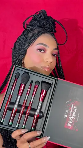 Our Nightmare on elm street brush set is a must have! Created with 5 high performance synthetic brushes designed to fit all eye and face shapes! Available now on our tiktok shop! 