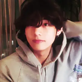 on facetime w college bf taehyung #bts #taehyungedit #taehyung #fyp #monokive 