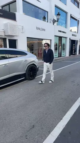 #laidback #grish ??@Oscar.V 