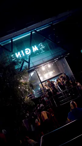 Lleno total 🔥#enigma #discoteca #panama🇵🇦 #parati #calleuruguaypanama 