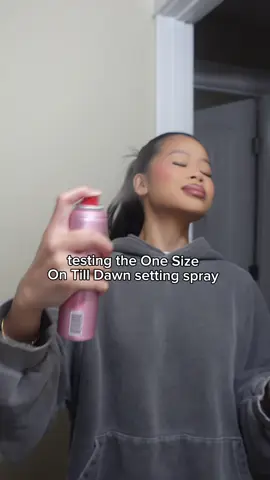 UHM @ONE SIZE BEAUTY lets talk 😳  #onesize #makeupreview #firstimpression #settingspray #fypmakeup #fyp 
