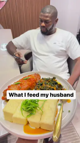 Na husband wey calm down go enjoy 🥰 #fyp #couple #viralvideo 