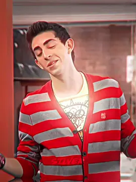 JERRY > KIM ANY DAY OF THE WEEK 😹 | DROPPING A CC TUT SOON! | #jerrymartinez #kickinit #kickinitedit #disney #disneyxd #edit #silver_solo2 