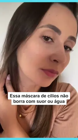Você conhece alguma máscara de cílios que não borra com suor ou água? 🤔👀💦 Essa máscara da Maybelline é ótima para dias quentes e atividades esportivas. Curtiu? Link na bio.    #maybelline #dicasmake #maquiagemtiktok #guiadecomprasUOL #TikTokMadeMeBult #dicasmaquiagem 