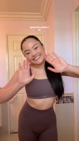 your sign to start pilates, its so fun >  💗 #grwm #pilates 