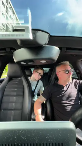 O meu menino ja namora!!! #xyzbca #sormiguel#paravoce#parati#fyp 