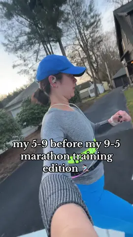 another day closer to running the boston marathon! this morning started with 3 miles! and i've been loving my new @cybexusa Sirona S carseat! the swivel makes life SO easy, and ollie is comfortable in it! #5to9before9to5 #bostonmarathon #marathontraining #morningroutine #workingmom #wfhmom #momswhorun #averagerunner 