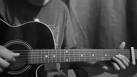 Hasil gabut 😴 #edsheeran #perfect #akustik #fingerstyle #guitar 