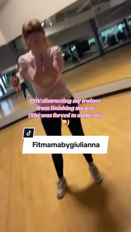 I love her for this 🫶  My clients really become my family, she is like a little sister to me 🥹 @Fit Mama  #fitmamabygiulianna #giuliannathetrainer #giuliannatheonlinecoach #fitmama #onlinecoaching #personaltraining #contentcreator #fyp