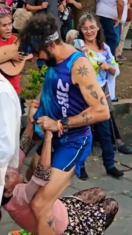 #dançasdotiktok #forronotiktok #terceiraidade #dancinhasdotiktok #forrodobom #forrozin #funnyvideos #dancing #dancingqueen #funnymoments #dance #funnytiktok 