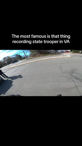 He gets off on chasing bikes 😳 #kawasaki #kawasaki #ninja #zx4rr #sportbike #biktok #bikesoftiktok #motorcycle #moto 