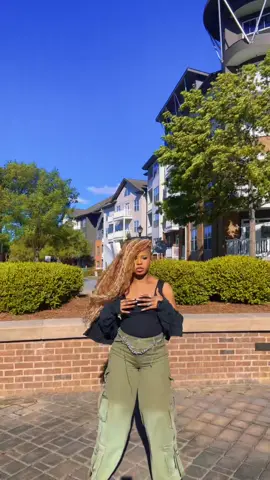 I know I’m late but I was vibing on this nice Friday 😅 #tshwalabami #tshwalabamichallange #dance #dancechallenge #dancetok #southafrica🇿🇦 #southafricatiktok🇿🇦 #southafricantiktok #nigeriatiktok #viral #ampiano #ampianodance #explore #fyp 