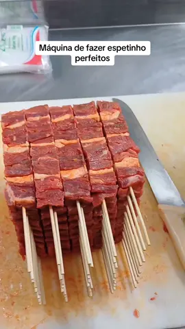 Máquina de fazer espetinho perfeitos 