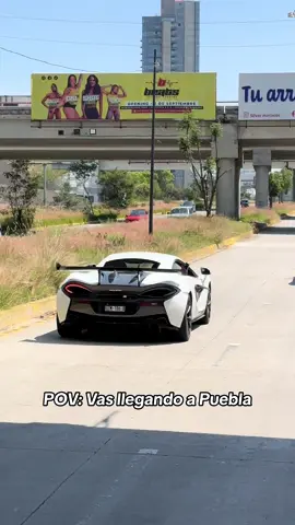 Así suena al llegar🕺🏻 #puebla #mexico #Cumbia #supercars 