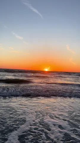 Sunset video! 3 minutes of absolute beauty! #indianrocksbeach#asmrsounds #fyp 