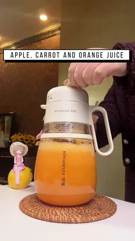 The juice is finished in the 40s #juice #foryou #fruit #detox #helthylifestyle #goodthing