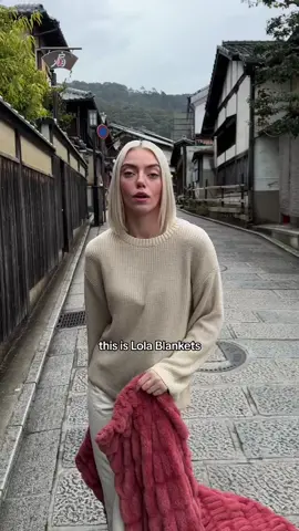 bev hills mom booked & busy 