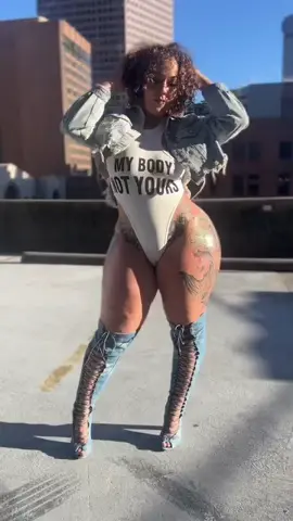 🍑😊🥹💕😍 #curvybodies #thickfit #curvymodel #fyp #fypシ #RAVENTHICKSS #cashappinbio #gamergirl💕 #sexyred 