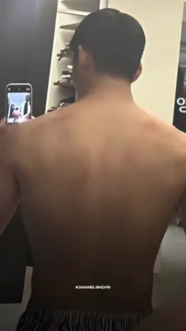 tulang punggung siapa ini? 