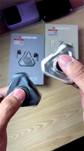 TRENDING NOW: The newest fidget spinner earphone of MONSTER! 😮💯 #wirelessearphone #earphones #monster #techtok #budolph #tiktokbestfinds #fyp 