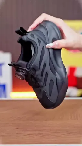 Rekomendasi sepatu anak sekolah warna hitam model terbaru kekinian tali putar #sepatusekolahsd #sepatusekolahtk #sepatuanaklakilaki #sandalanakperempuan #sneakersanak #backtoschool #lebaranekstrasale 