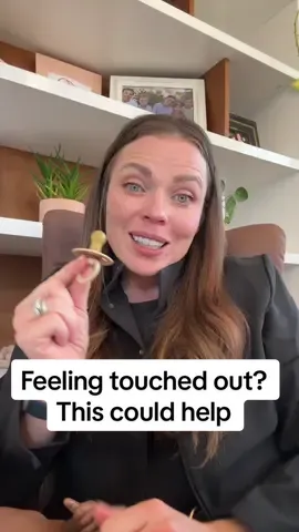 If you’re starting to feel touched out from baby using you for comfort sucking I see you.  It is so normal for us as parents to go through moments of overwhelm and overstimulation- especially if you have a baby who likes to comfort suck.  Here is my my solution to this very common parenting concern! Comment below your thoughts and i’m sending you all lots of weekend love! ❤️ #newmama #newmom #newbaby #newborn #breastfeeding #breastfedbaby #postpartum 