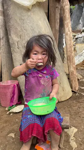 Bữa mèn Mén Chan Nước mưa 🥹#vùngcao #thiennguyen030913 #xuhuong #ThanhThoiLuotTet @Alone Phuong Tham 