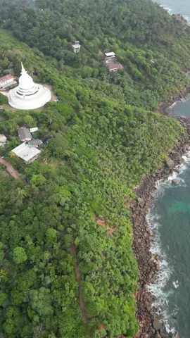 ගාල්ල රූමස්සල  jungle beach 🌿💞🙇‍♂#foryoupage #galle #srilankan_tik_tok🇱🇰 #srilanka #drone #dji #onemillionaudition #beach #illu #travel #nature 