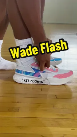 Lace Em Up! All New Wade Flash! #owleg #ballislife #wadeflash