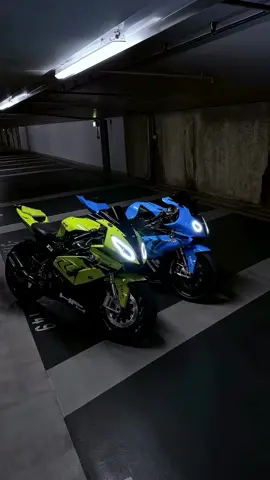 BMW twins ❤️🔥#bike #bikelover #bikelife #foryoupage #viralvideo #bmw #trending #s1000rr2015 #fyp 