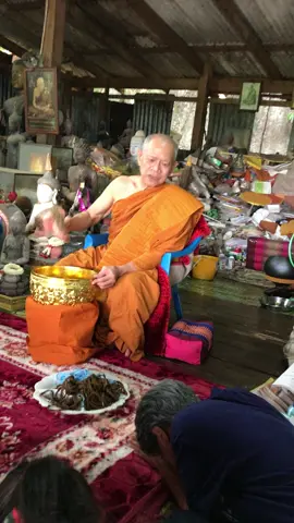 ทำบุญสรงนำ้พระเนื่องในวันสงกรานต์#จันทบุรี 