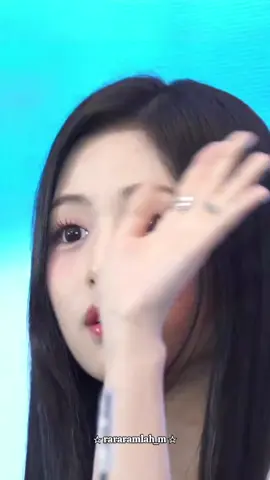 🥹 #jennie #ahyeon #babymonster #blackpink #ppeu27 #fyp 