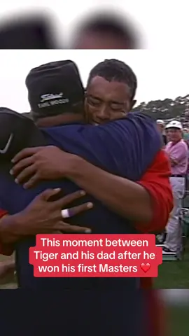 27 years ago, #TigerWoods won his first green jacket at #TheMasters and shared a hug with his #dad 🥹 #golf