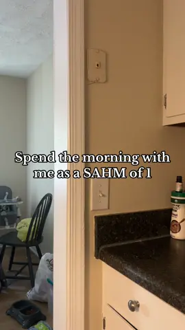 Hope everyone had a good morning 💛 #foryou #fyp #morningroutine #goodmorning #coffee #5monthsold #babiesoftiktok #momlife #relatablemom #trending #MomsofTikTok 