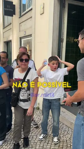 Queres trocar os teus tenis por estes? #fyp #viral #desafio #streetwear #entrevista #shopping #pergunta #oferta 