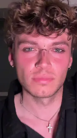 Express yourself - its even easier on festivals #makeup #malemakeup #Eyeliner #makeuptutorial #eyelinertutorial  