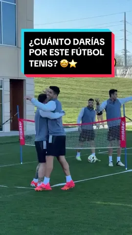 ¡UN FÚTBOL TENIS SOÑADO! ⭐️ #Messi/#Suarez vencieron a Jordi Alba/#Busquets en el entrenamiento de #InterMiami 🚀🔝 📹 @InterMiamiCF  #TikTokDeportes #Futbol #LeoMessi #LuisSuarez