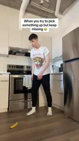 In public too like omg yall did not see that 