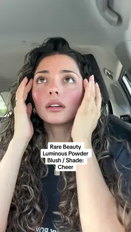 Why are these shimmery cheeks making me so happy lol  #rarebeauty #rarebeautyblush #rarebeautyblushreview #imjustagirl  