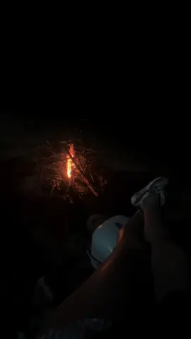 Una noche diferente🍻 #vallenato #fogata🔥 #villafloridapy🇵🇾🇵🇾😍😍 #paraguay🇵🇾 