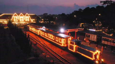 #CapCut Tàu du lịch chạy ban đêm tại ga Đà Lạt #dalat #gadalat🛤🚞 #dsvn 